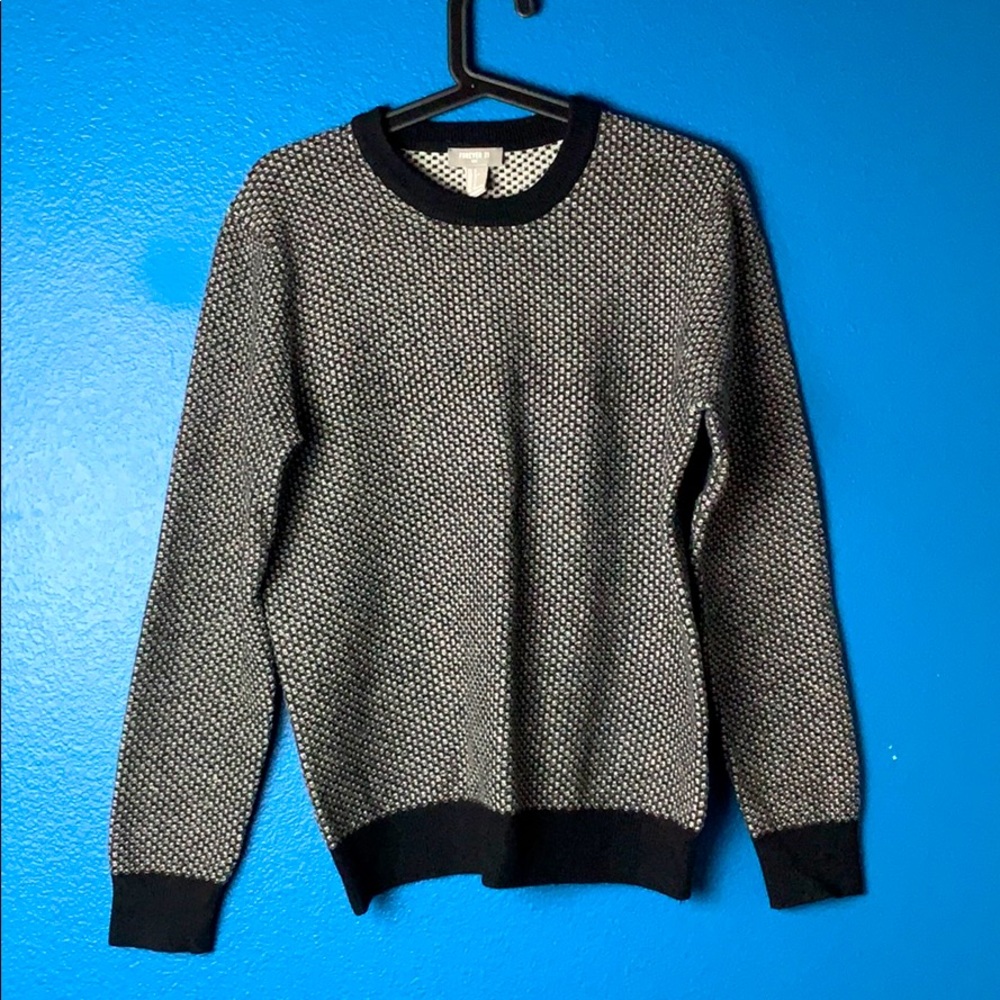 Forever 21 Black and Gray Sweater